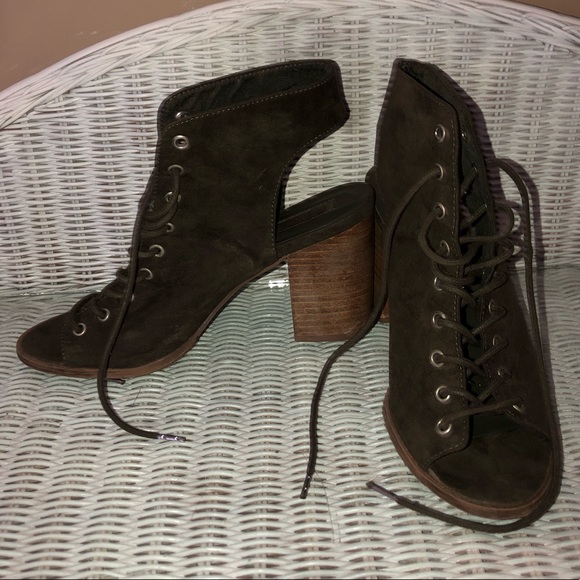Forever 21 lace up heel with open toe & heel - Picture 1 of 7